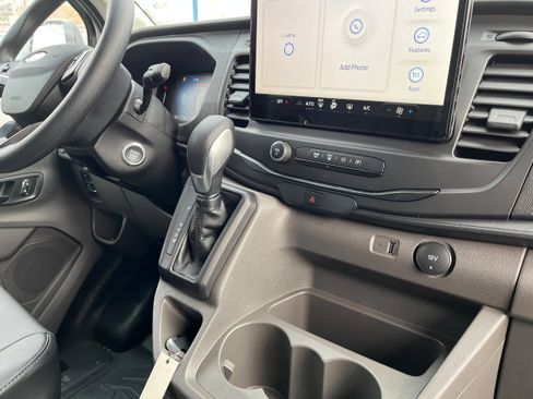 New 2026 Ford Transit 250 148 Medium Roof image 13