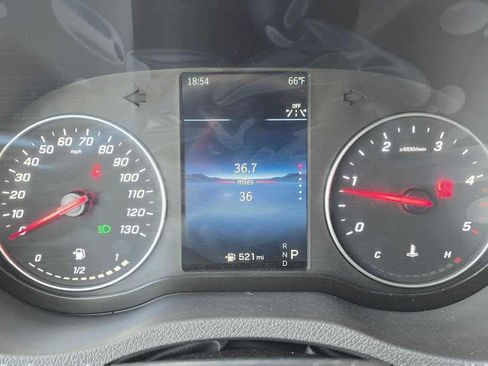 Used 2025 Mercedes-Benz Sprinter 2500 image 32