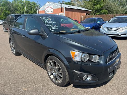 Used 2015 Chevrolet Sonic LTZ w/ Dusk Package FWD image 3