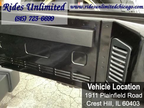 Used 2015 Jeep Wrangler Unlimited Rubicon w/ Dual Top Group AWD/4WD image 36