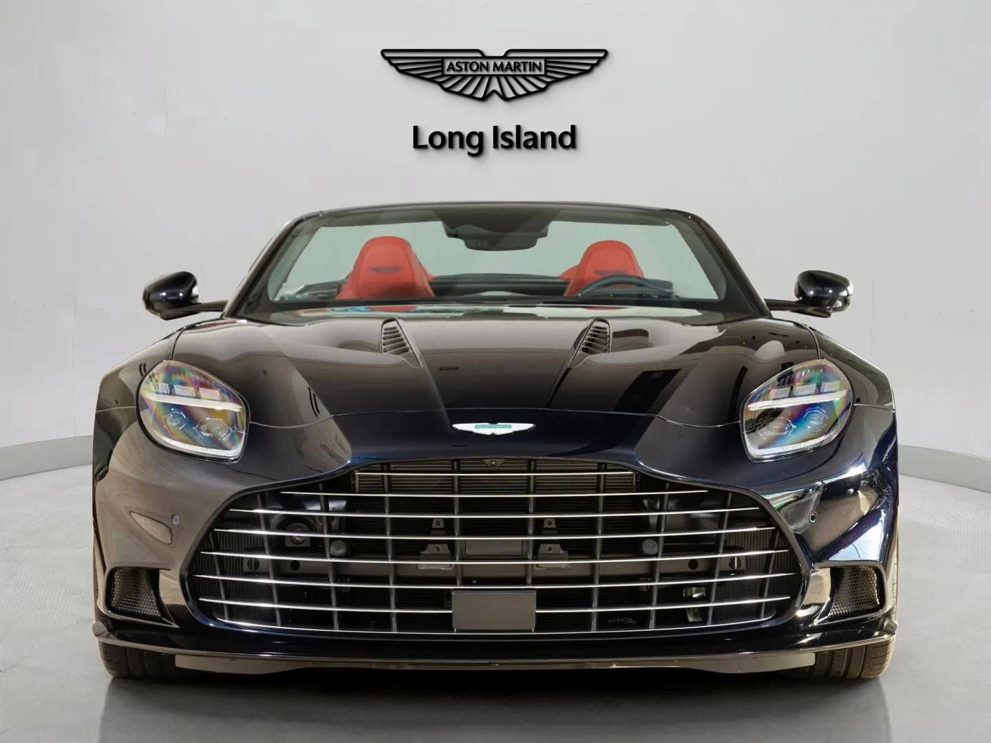 New 2026 Aston Martin Vanquish Convertible RWD image 2