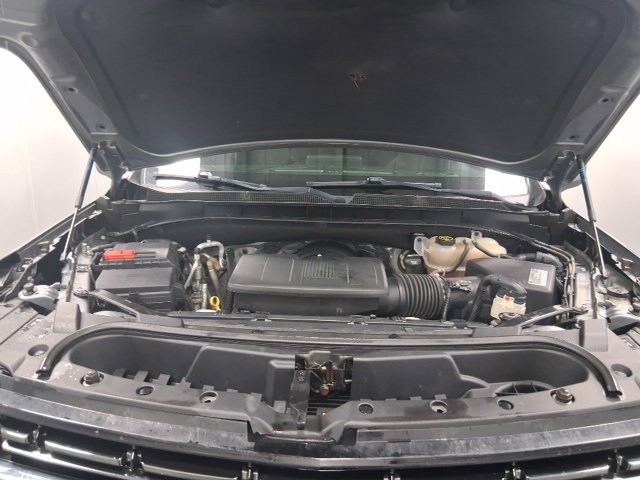 Used 2021 Chevrolet Suburban RST w/ Luxury Package AWD/4WD image 7