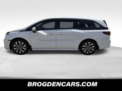 New 2025 Honda Odyssey Elite image 5