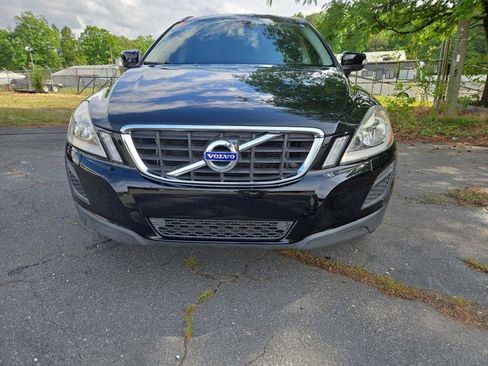 Used 2013 Volvo XC60 T6 AWD/4WD image 2