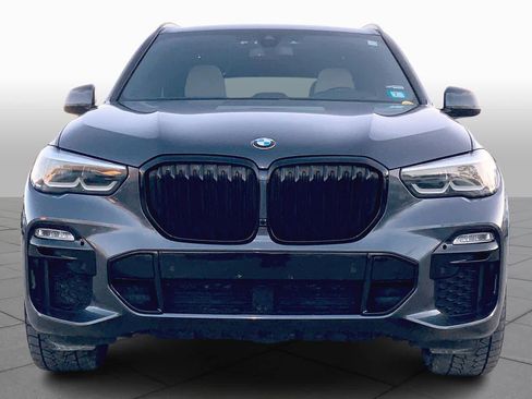Used 2019 BMW X5 xDrive50i w/ M Sport Package image 4