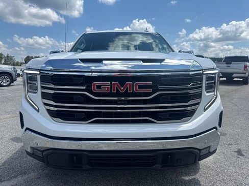 Used 2025 GMC Sierra 1500 SLT w/ SLT Premium Plus Package RWD image 8