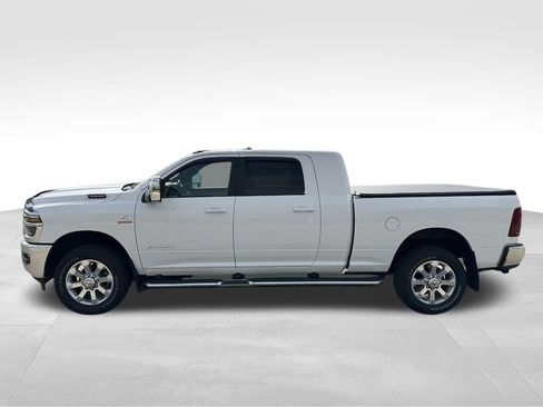 Used 2026 RAM 3500 Laramie AWD/4WD image 29