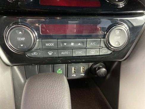 Used 2024 Mitsubishi Eclipse Cross AWD image 21