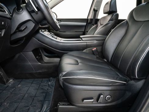 Used 2023 Hyundai Palisade SEL w/ Premium Package image 14