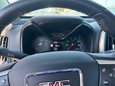 Used 2022 GMC Canyon Denali AWD/4WD image 13