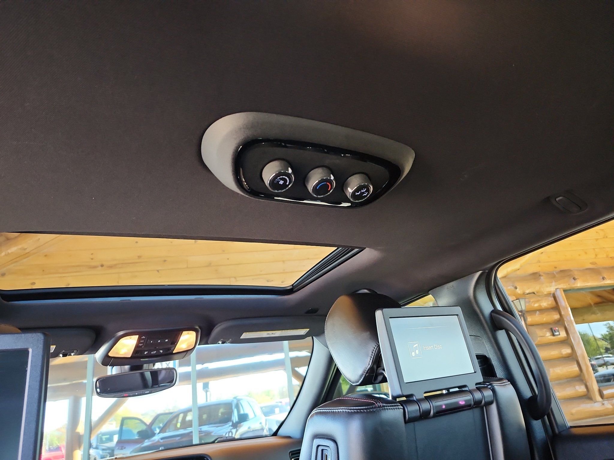 Used 2021 Dodge Durango R/T w/ Trailer Tow Group IV AWD/4WD image 17