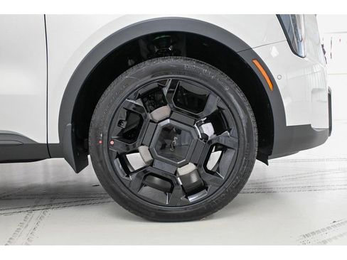 New 2026 Kia Sorento SX Prestige image 8