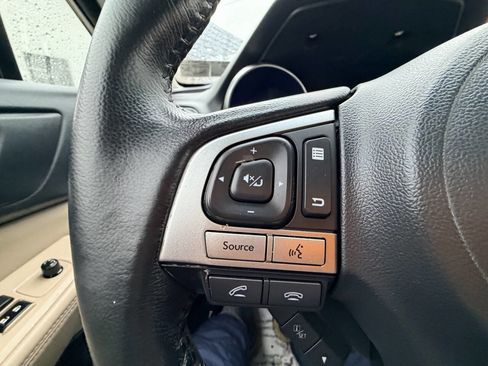 Used 2015 Subaru Outback 2.5i Premium image 3