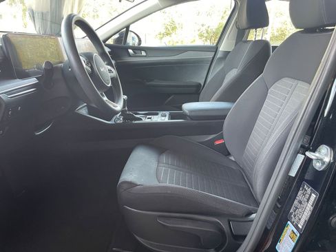 Used 2025 Kia K5 LXS image 25