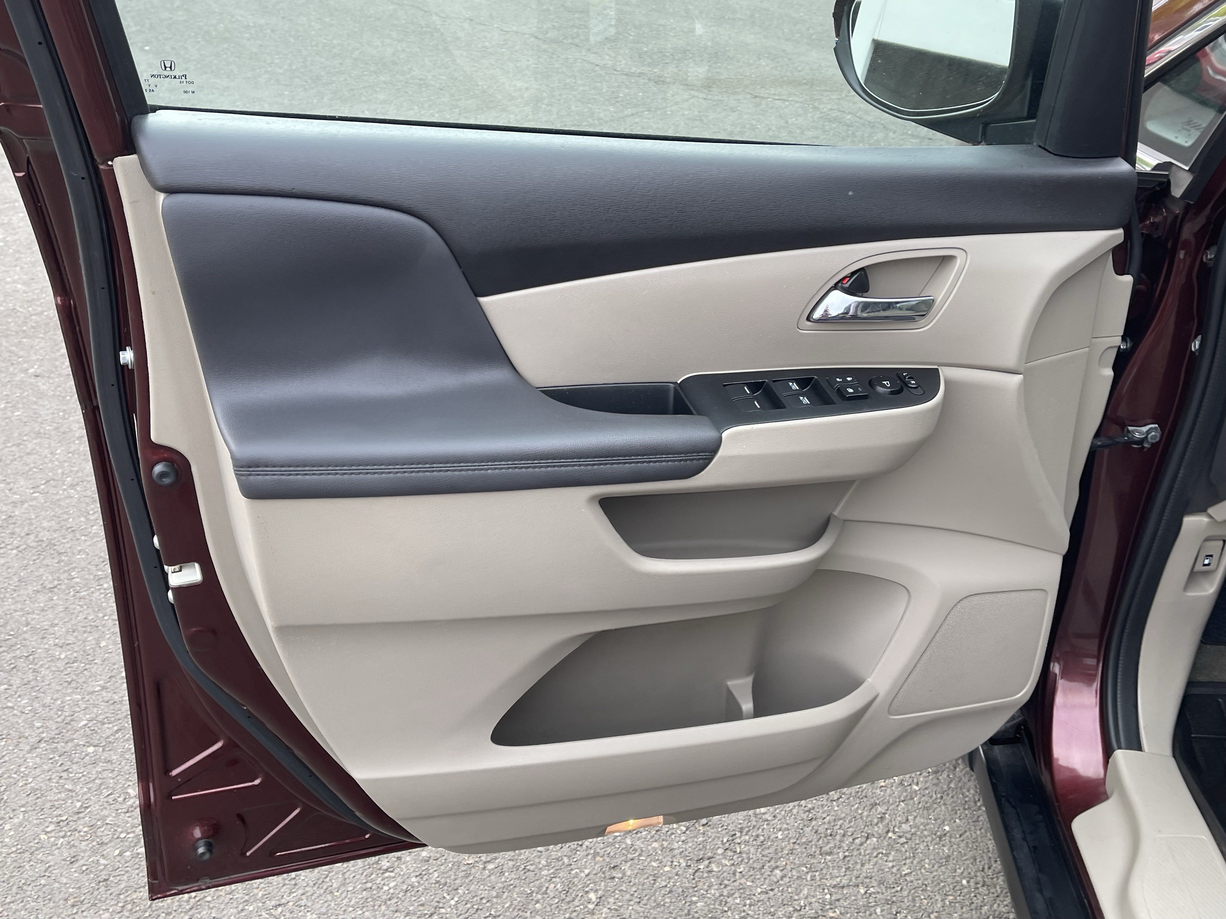 Used 2016 Honda Odyssey EX-L image 17