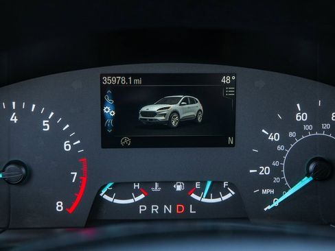 Used 2022 Ford Escape S image 17