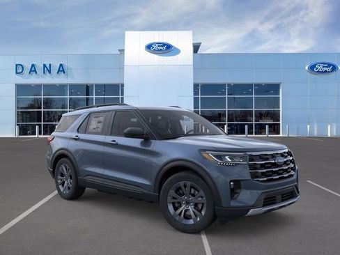 New 2026 Ford Explorer Active w/ Active Comfort Package image 7