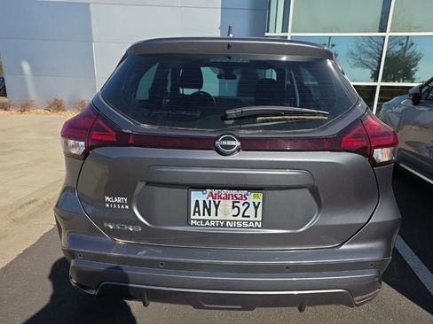 Used 2023 Nissan Kicks S image 6