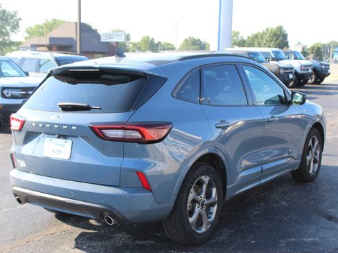 Used 2024 Ford Escape ST-Line w/ Tech Pack #1 FWD image 6