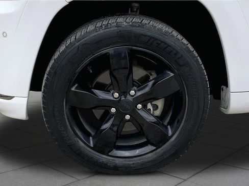 Used 2016 Jeep Grand Cherokee High Altitude AWD/4WD image 11