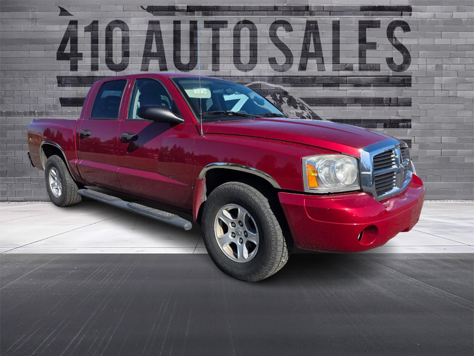 Used 2007 Dodge Dakota SLT AWD/4WD image 1