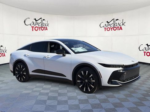 New 2026 Toyota Crown Platinum AWD/4WD image 3