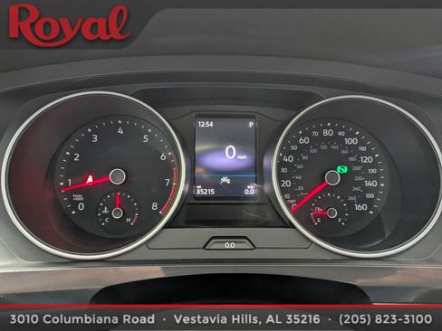 Used 2020 Volkswagen Tiguan SE w/ Panoramic Sunroof Package FWD image 18