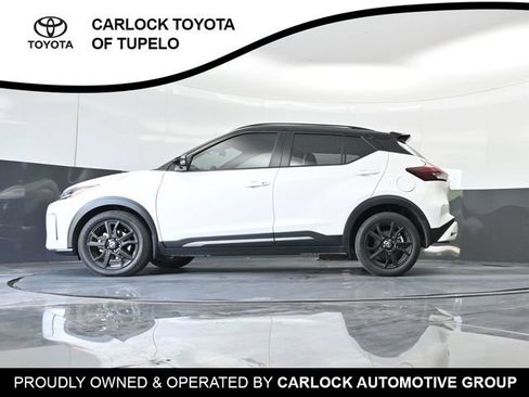 Used 2023 Nissan Kicks SR w/ SR Premium Package FWD image 52