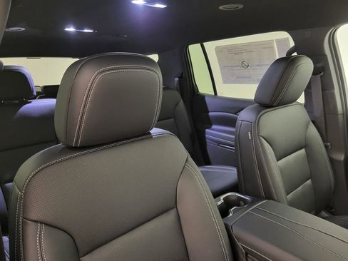 New 2026 Chevrolet Traverse LT w/ Midnight/Sport Edition image 37