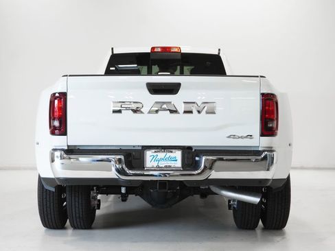 New 2026 RAM 3500 Tradesman AWD/4WD image 26