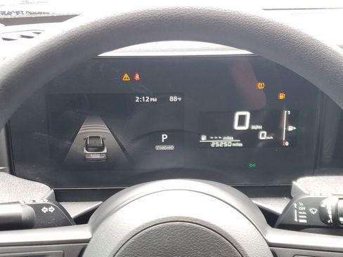 Used 2025 Nissan Kicks SV FWD image 17