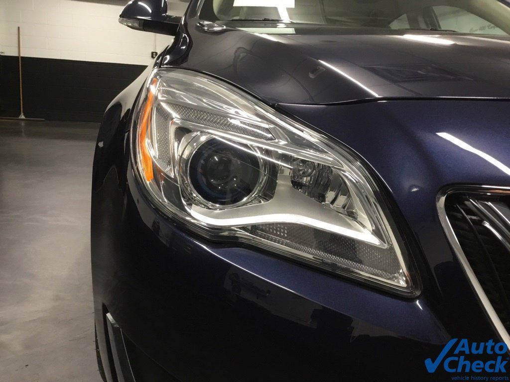 Used 2017 Buick Regal Premium w/ Driver Confidence Package #1 FWD image 17