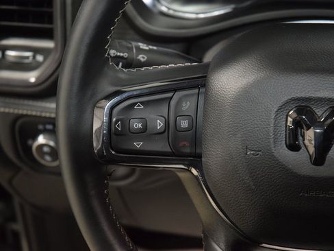 Used 2024 RAM 2500 Limited image 32