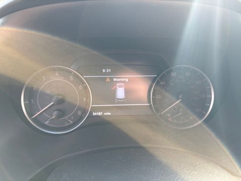 Used 2023 Nissan Armada Platinum w/ Captain's Chairs Package image 12