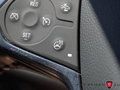 Used 2020 Chevrolet Traverse RS w/ LPO, 'HIT The Road' Package AWD/4WD image 8
