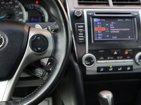 Used 2012 Toyota Camry SE image 30
