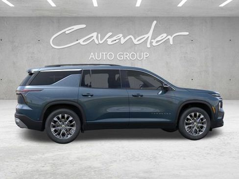 New 2026 Chevrolet Traverse LT w/ Enhanced Driving Package FWD image 5