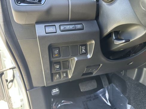 Used 2026 Nissan Frontier PRO-4X w/ Pro-4x Convenience Package AWD/4WD image 24