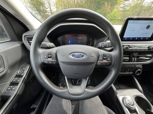 Certified 2025 Ford Escape Active AWD/4WD image 11