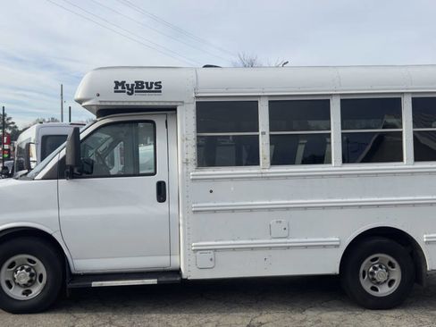 Used 2012 Chevrolet Express 3500 w/ School Bus Package image 7
