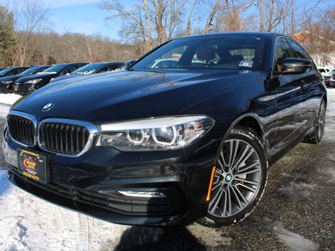 Used 2017 BMW 530i xDrive 530i xDrive AWD 4dr Sedan image 1