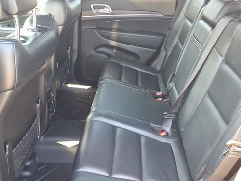Used 2021 Jeep Grand Cherokee Limited AWD/4WD image 13