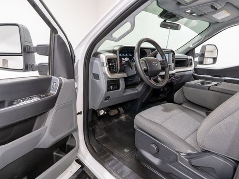 Used 2025 Ford F250 XL w/ STX Appearance Package AWD/4WD image 14