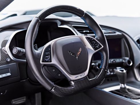 Used 2019 Chevrolet Corvette ZR1 RWD image 59