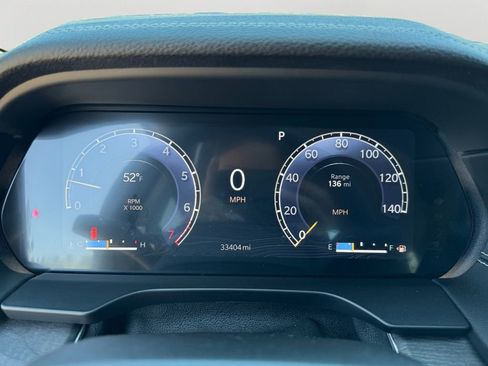 Used 2023 Jeep Grand Cherokee L Limited w/ Luxury Tech Group II image 29