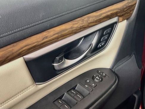 Used 2019 Honda CR-V EX-L image 17