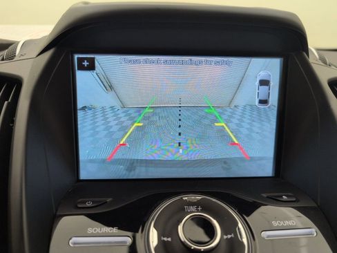 Used 2017 Ford Escape Titanium image 27