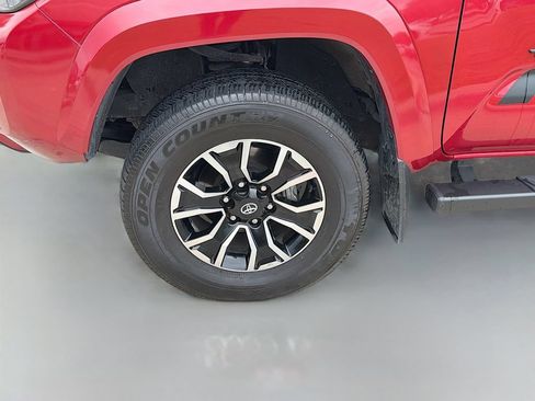 Used 2023 Toyota Tacoma TRD Sport AWD/4WD image 27