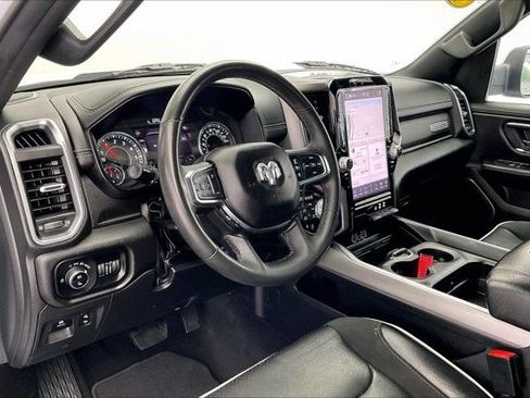 Used 2025 RAM 1500 Laramie AWD/4WD image 14