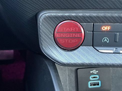 Used 2025 Ford Mustang GT Premium RWD image 23